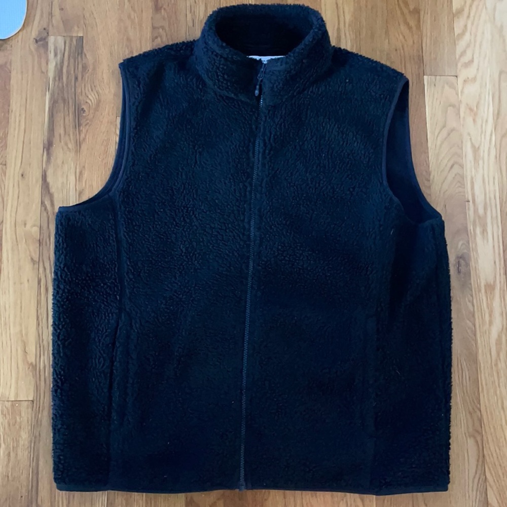 Men’s Amazon Essentials Sherpa Fleece Vest XL